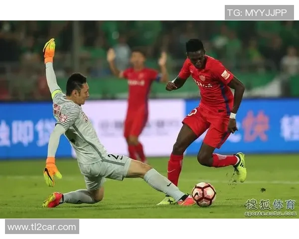 中超赛场莱比锡大胜AC米兰帽子戏法点燃全场激情与转会传闻