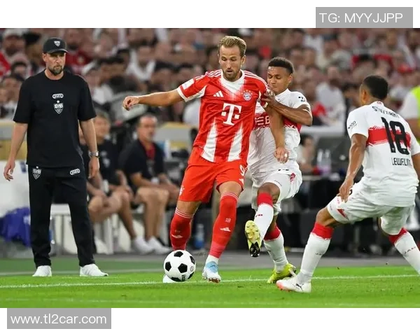 巴黎圣日耳曼逆转拜仁上演帽子戏法激情对决全场沸腾数据分析揭秘精彩瞬间